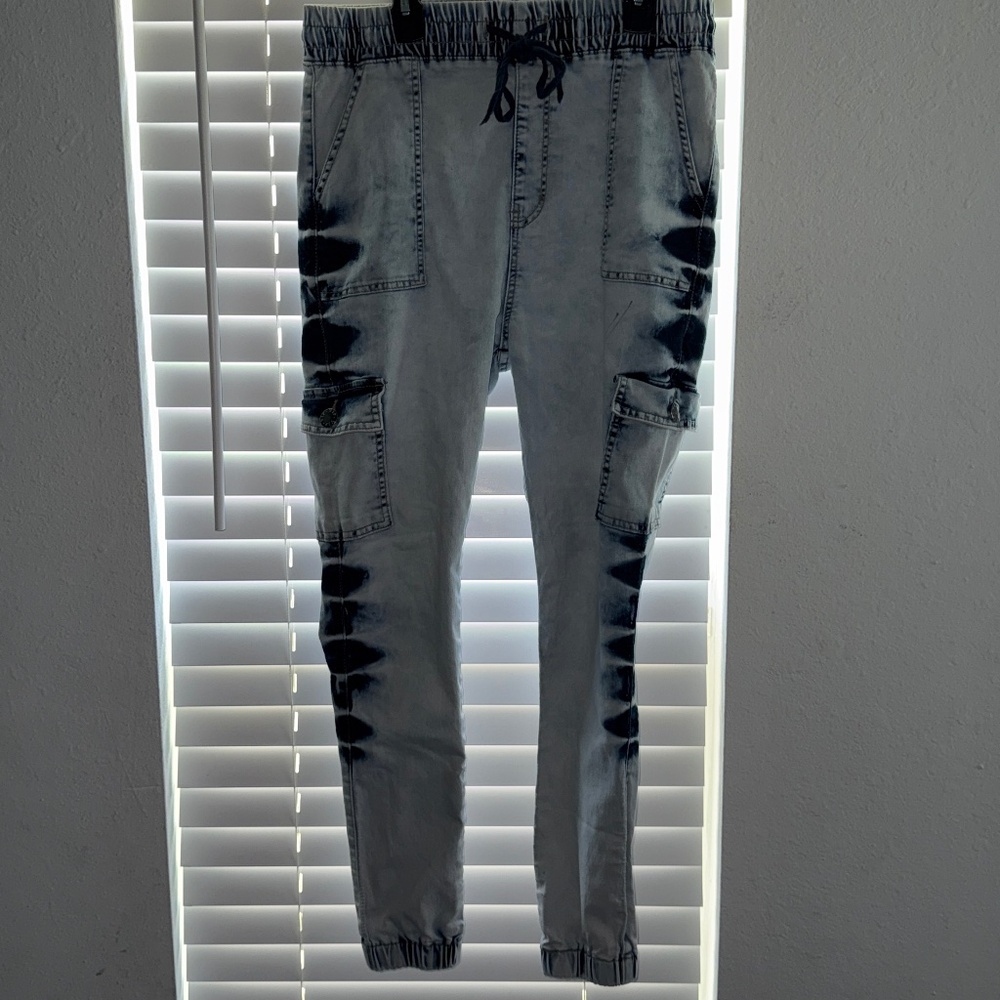 Juniors Acid Washed jeans
